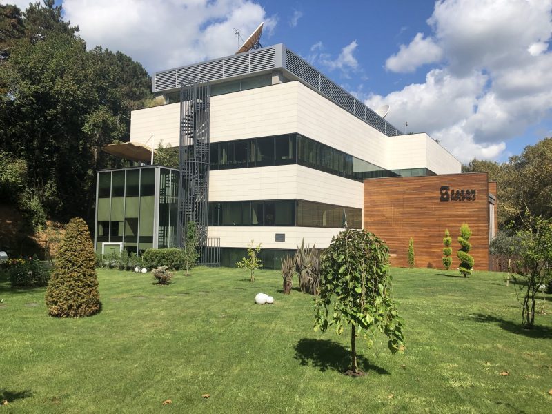 IMG_3350-scaled-e1641377751621-pik8g9kxih7h1c3y6cwp8f4qqgwd58i3smqtrjg8s0